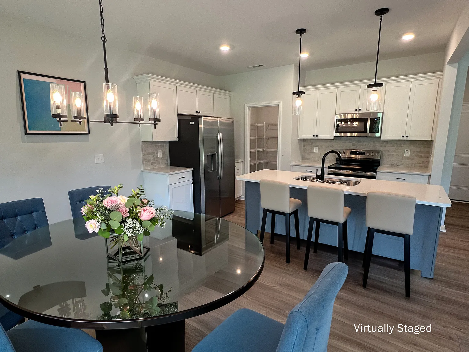 3 bed, 2006 sqft, $2,765 — Photo 1