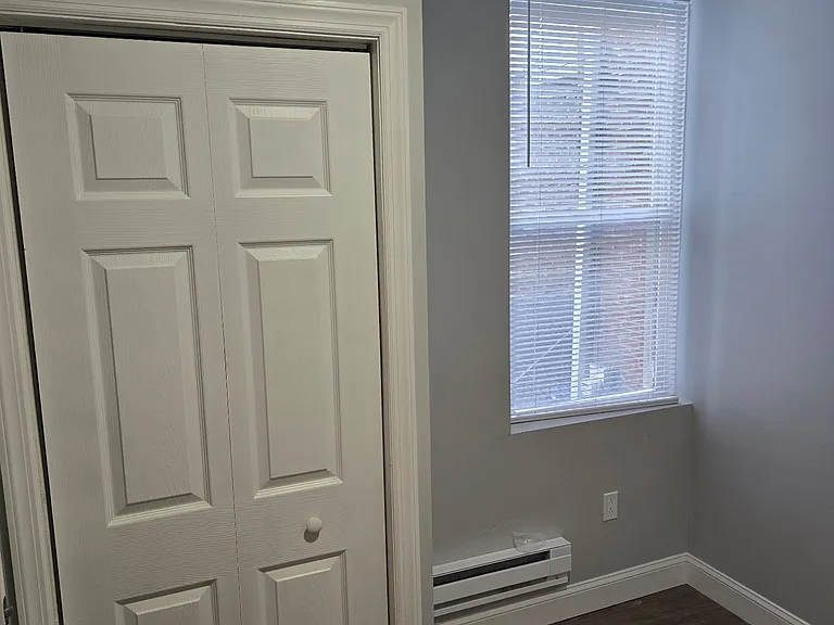 4005 N 10th St #1 — Photo 10