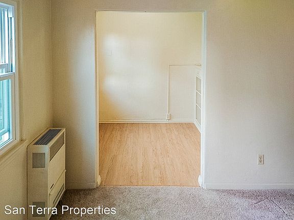 5th image of 914 17th St #11
