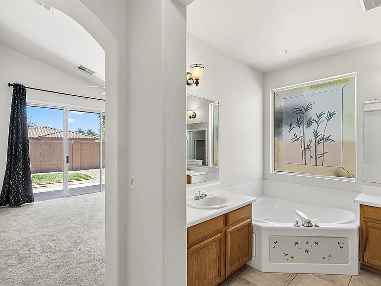 14779 W Bloomfield Rd — Photo 10