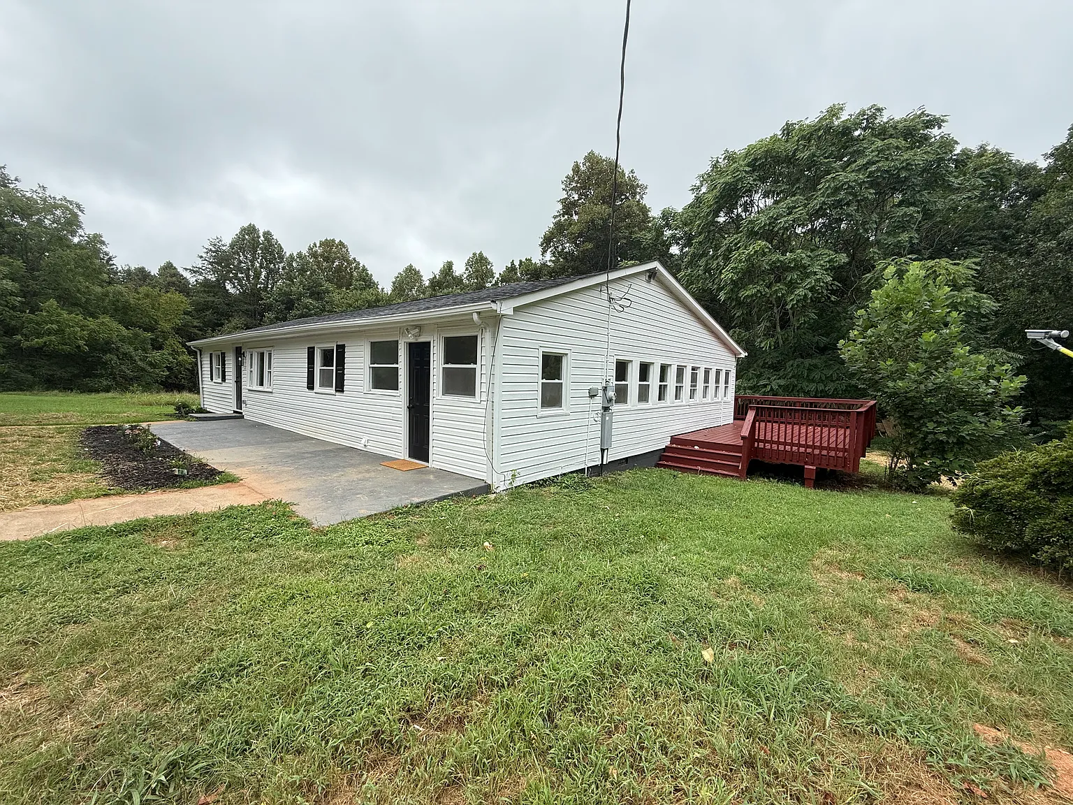 3 bed, 1536 sqft, $1,800 — Photo 4