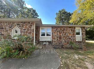 1908 Bellerive Dr, Nixa, MO 65714
