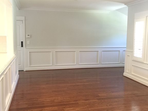 5th image of 4321 Teesdale Ave