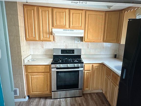 4th image of 66 Parish Ave #3