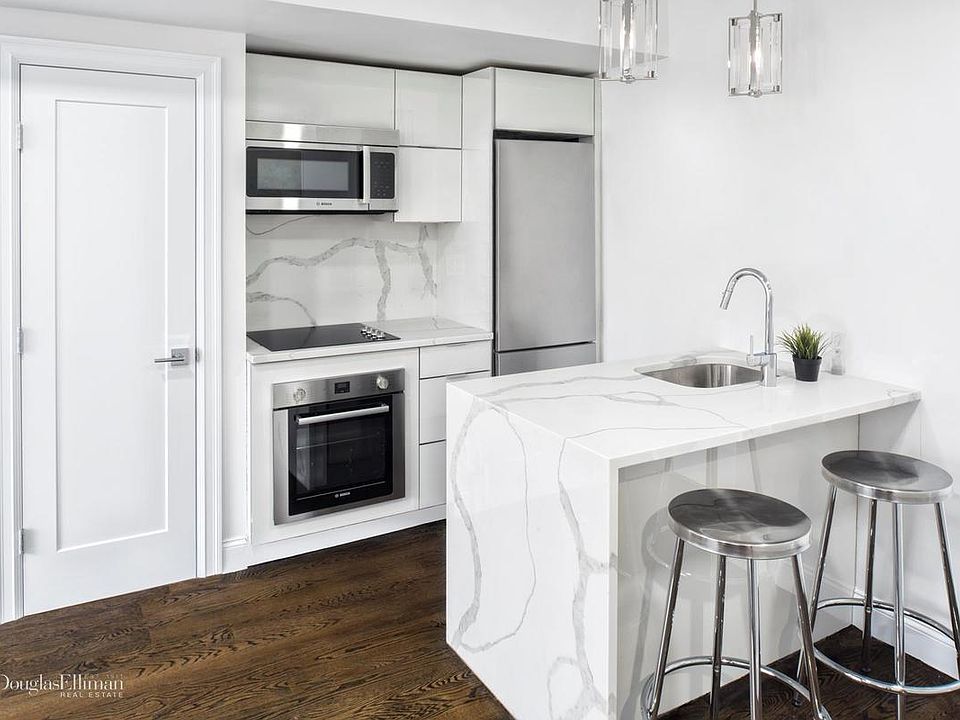 1st image of 45 Tudor City Pl APT 207