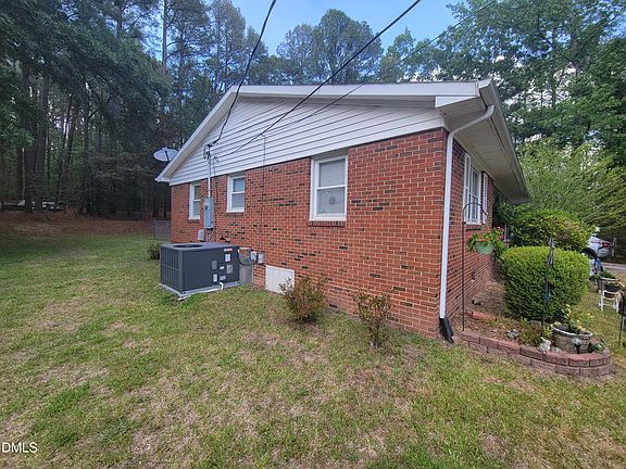 3rd image of 3019 Ross Rd