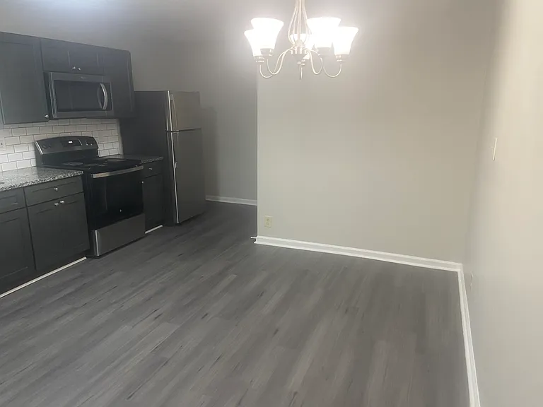 2473 Charlene Ct — Photo 18