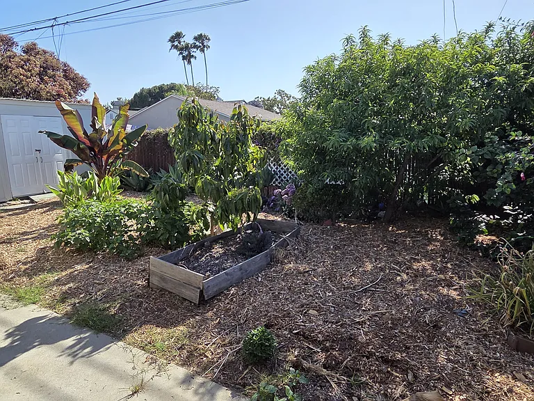 4759 Lakewood Blvd — Photo 27
