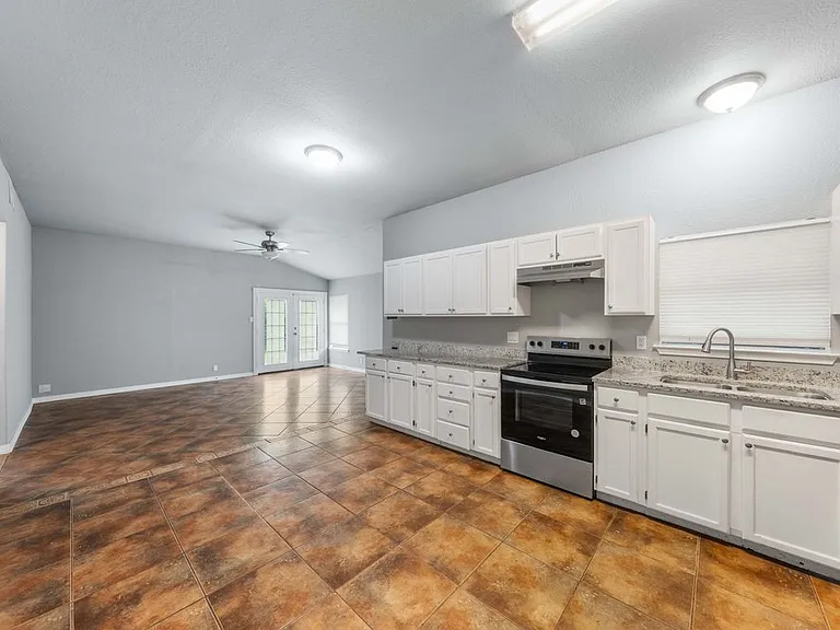 8778 Serene Ridge Dr — Photo 9