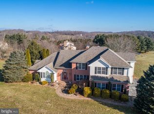 725 Thorobred Knoll Dr, Westminster, MD 21157