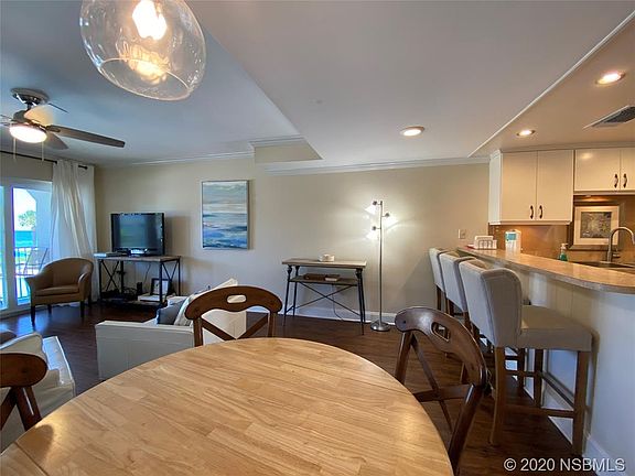 5th image of 4841 Saxon Dr #B-2010