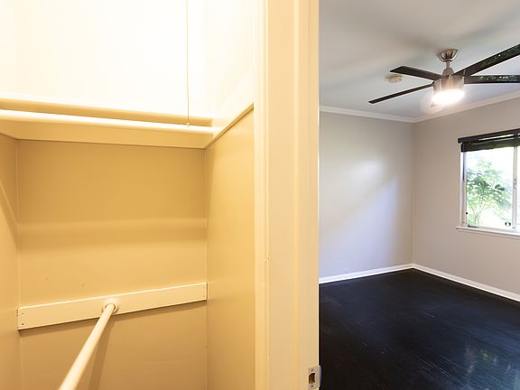 3rd image of 2177 W 25th St #6