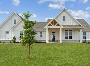 106 Maverick Way, Boyd, TX 76023