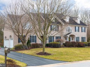 1016 Regimental Dr, West Chester, PA 19382