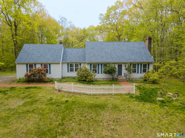 29 Stonehill Drive, Killingworth, CT 06419