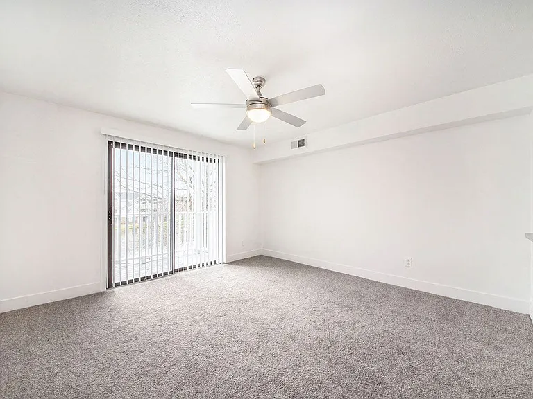 Green Ridge Apartments — Photo 49