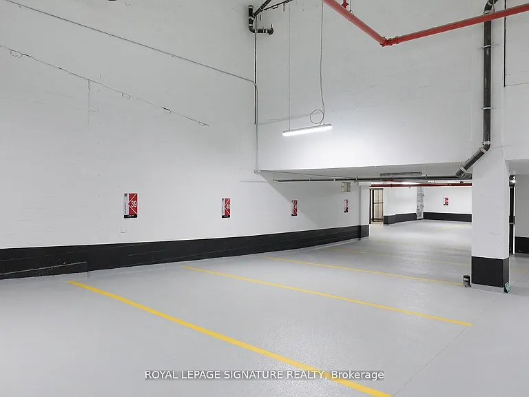 2525 Bathurst St #607 — Photo 27