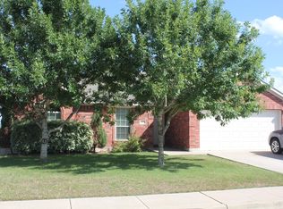 1602 Paint Brush Dr, Lockhart, TX 78644