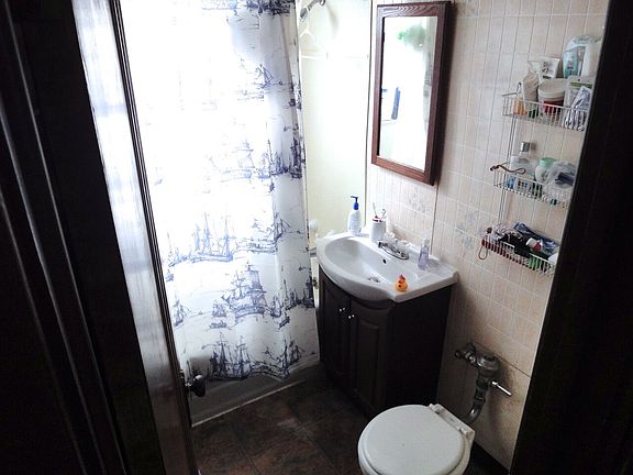 3rd image of 1941 Grove Ave APT 401