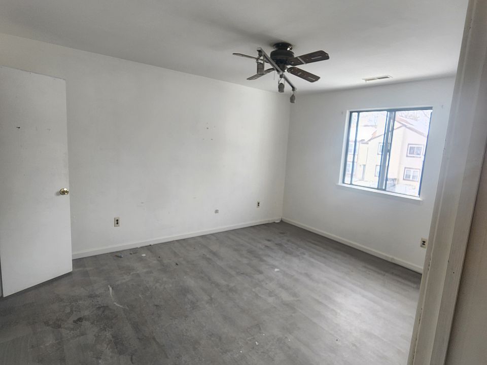 1st image of 2415 Bayberry Ct