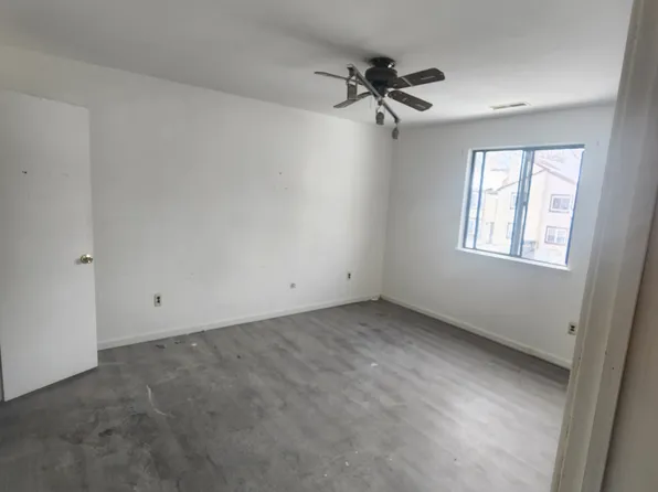 2415 Bayberry Ct, Mays Landing, NJ 08330