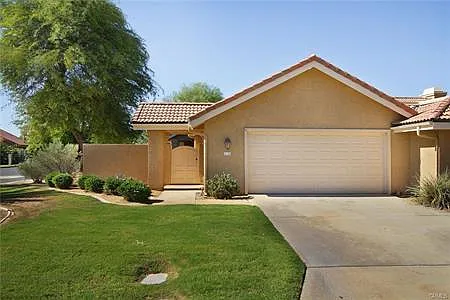 10 Pamilla Way — Photo 2