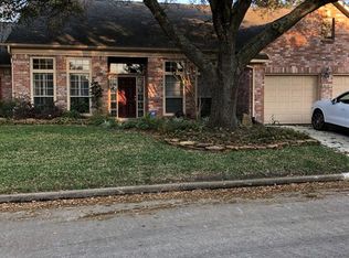 4642 Lake Village Dr, Weston Lakes, TX 77441