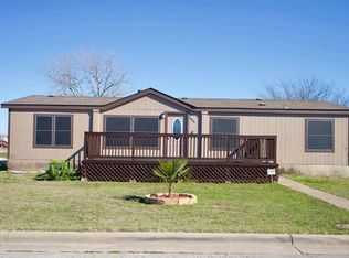 2004 Fall Creek Rd, Cleburne, TX 76033