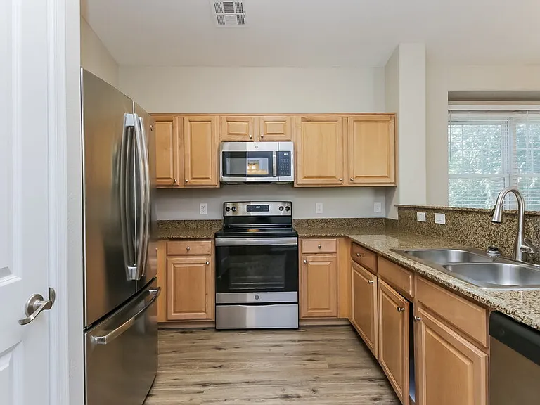 4318 E Jasper Dr — Photo 10