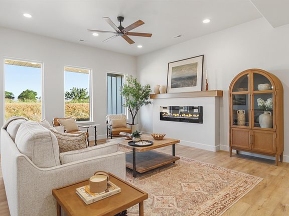 5th image of 1415 Cardon Ct