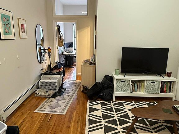 2nd image of 372 5th Ave APT 3