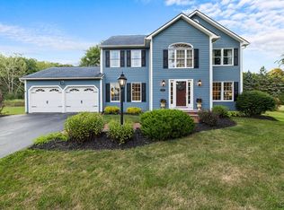 7906 E Ridge Pointe Dr, Fayetteville, NY 13066