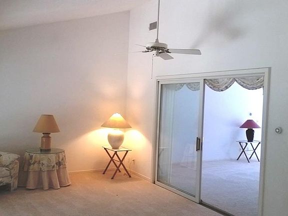 5th image of 3024 Roanoke Dr
