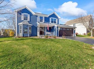 2549 Fox River Pkwy, Waukesha, WI 53189