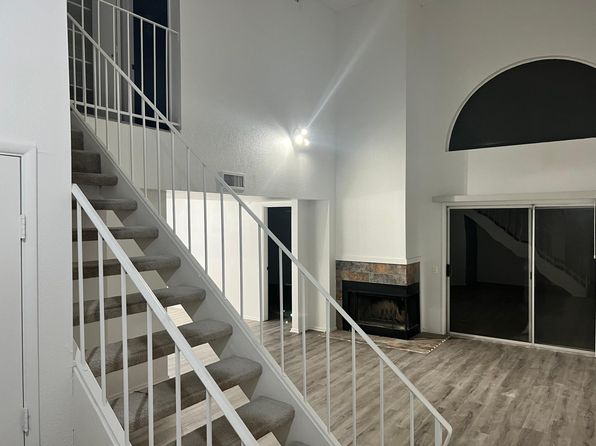 2936 W Via Principia