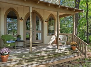 111 Park Pl, Irvington, VA 22480