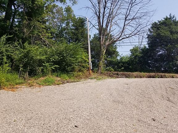 5th image of 3438 Highway 1676