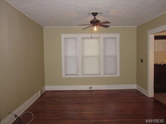 2nd image of 42 Eckhert St