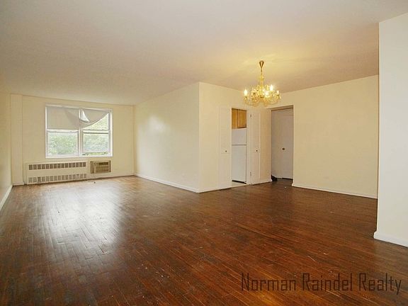 5th image of 1745 E 12th St APT 6B