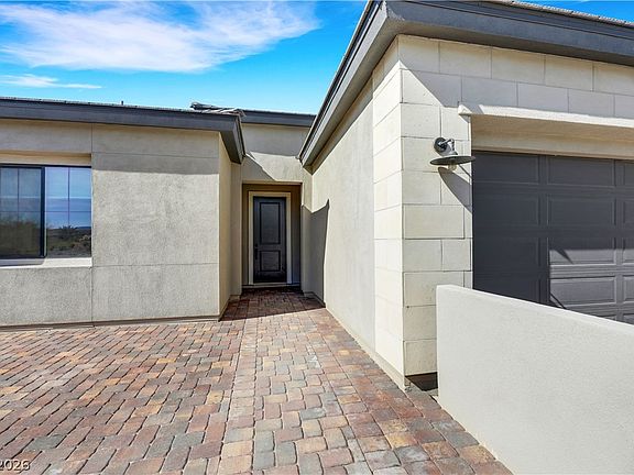 3rd image of 45 Desert Juniper Ln