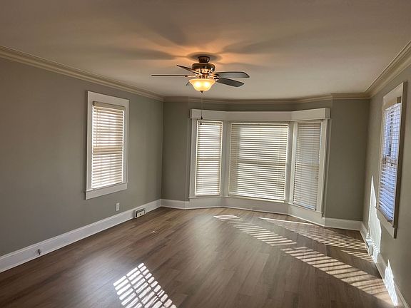 2nd image of 403 Woodside Dr