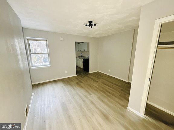 4th image of 3025 W Lanvale St