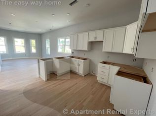 114 Cross St #3, Somerville, MA 02145