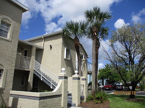 3rd image of 1614 SE Green Acres Cir APT O201