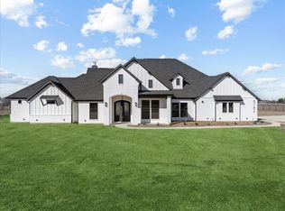8782 Palmer Ln, Ponder, TX 76259