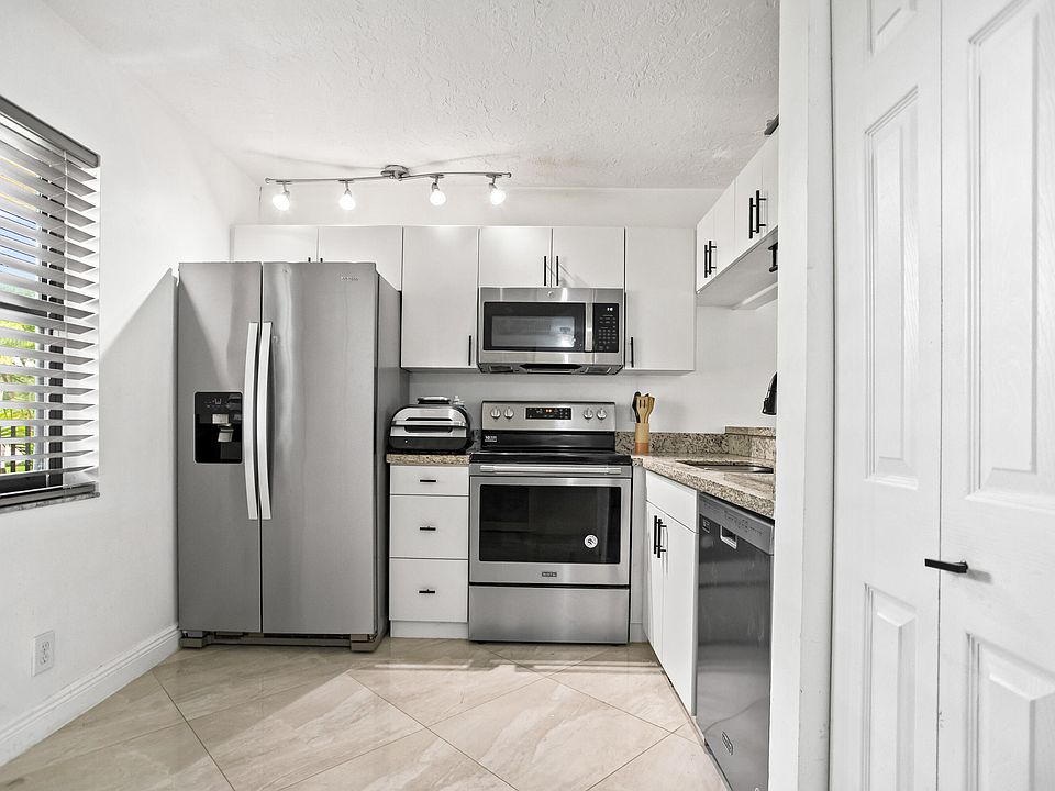 1st image of 10401 W Broward Boulevard #209