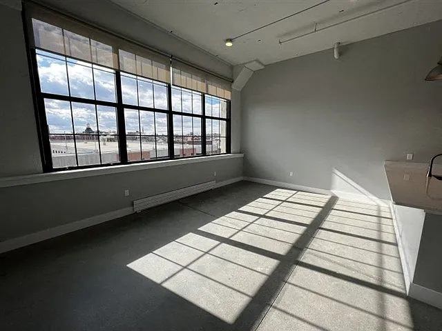 Lofts on the Levee — Photo 73