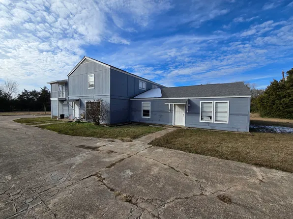 603 Harrison St APT D, Commerce, TX 75428