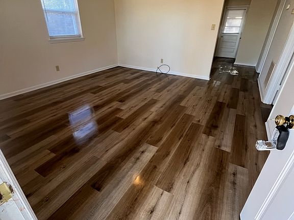3rd image of 6931 Juniper Ter #D19