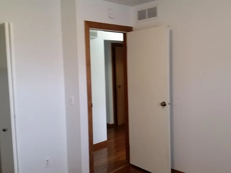 4620-4622 Shattuck Rd #4622 SHATTUCK RD — Photo 5